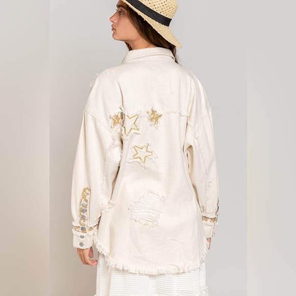 POL Star Patch Distressed Fringe Button-Up Denim Jacket in Oatmilk - Picture 3 of 5